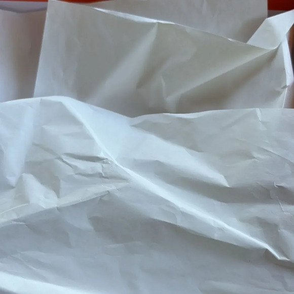 Hemes orange belt box. No belt included. I repeat just box no belt - Picture 4 of 10